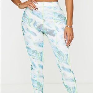 NEVER WORN MARBLE PRINT MESH LEGGINGS